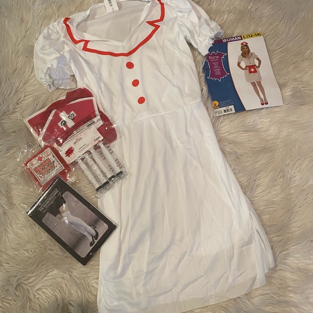 Women’s nurse costume (W)